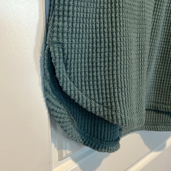 Madewell Waffle Knit Side Split Top - Picture 4 of 6